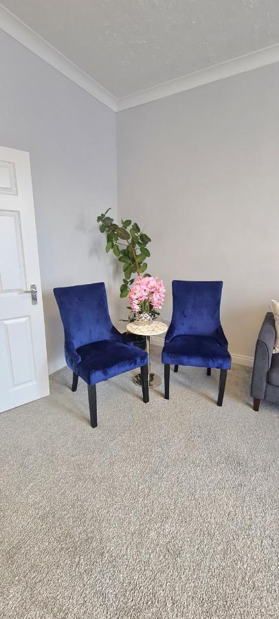 Spacious 3 Bed Flat Near The Sea With Parking Bournemouth Dış mekan fotoğraf